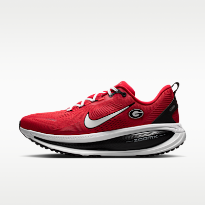 A photograph of Men's Nike College Vomero 18 Georgia