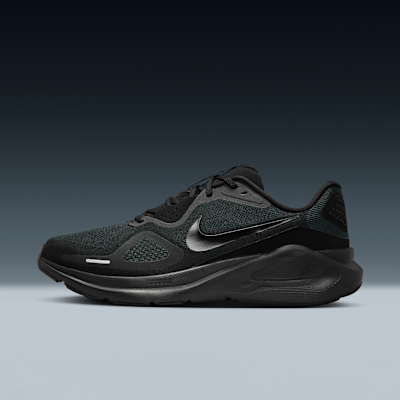 Men's Nike Structure 26
