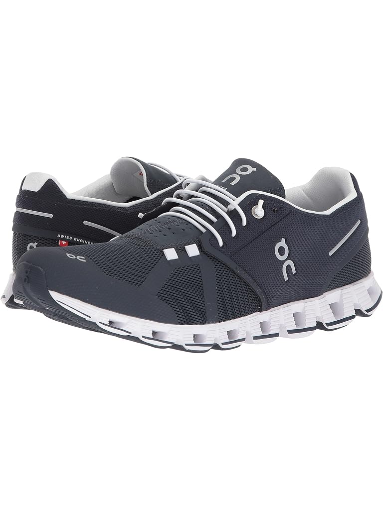 A photograph of Men's On Cloud 2