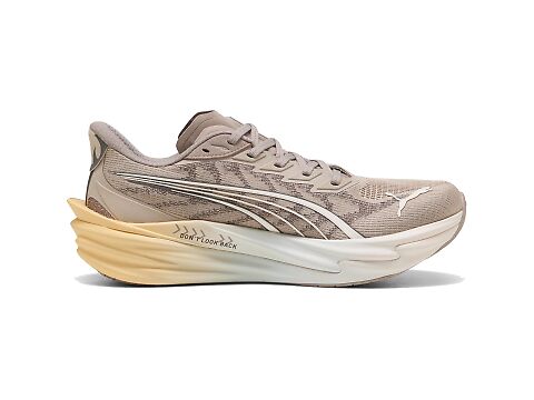 A photograph of Men's Puma Deviate Nitro 4 RC