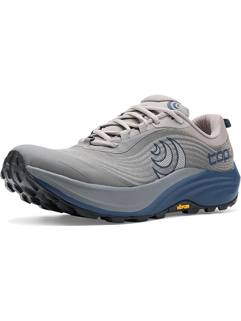 Men's Topo Athletic Pursuit 3
