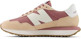 A photograph of Women's New Balance 237 1