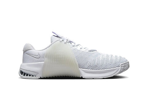 A photograph of Women's Nike Metcon 9