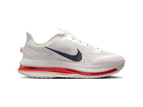 A photograph of Women's Nike Pegasus Premium 2025